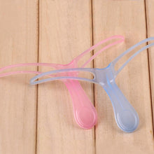 Load image into Gallery viewer, Easy Eyebrow Shaping Stencil